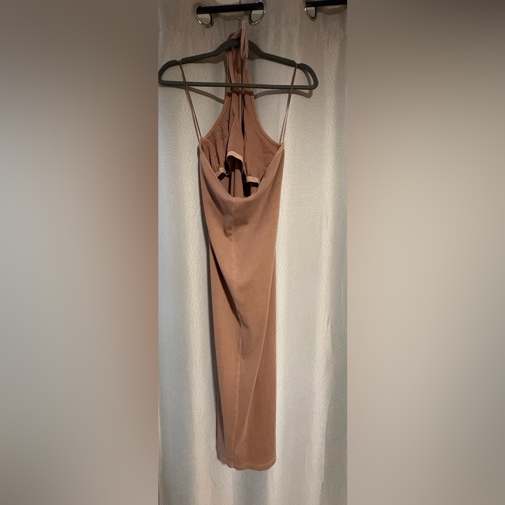 Old Navy Ribbed Knit halter dress in Light Taupe - Picture 2 of 3